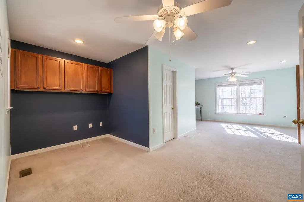 2102 Lakeshore Drive N Louisa VA 23093