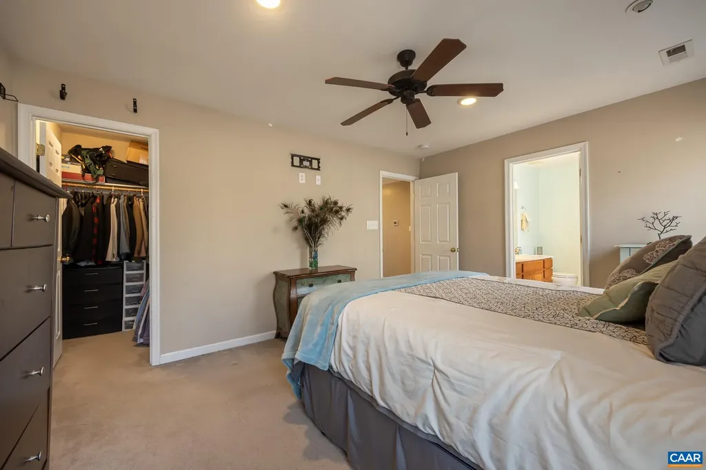 2102 Lakeshore Drive N Louisa VA 23093