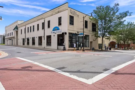 90 North Main Street Harrisonburg VA 22802