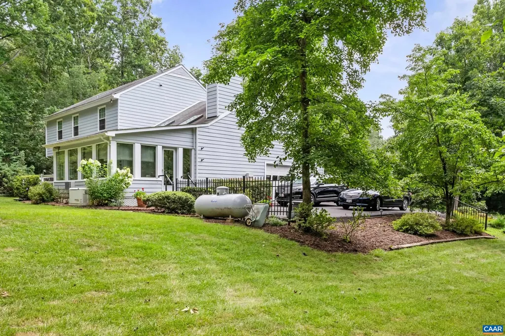 3980 Loftlands Drive Earlysville VA 22936