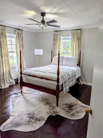 49 Kingstown Lane Hot Springs VA 24445
