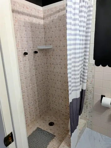 49 Kingstown Lane Hot Springs VA 24445