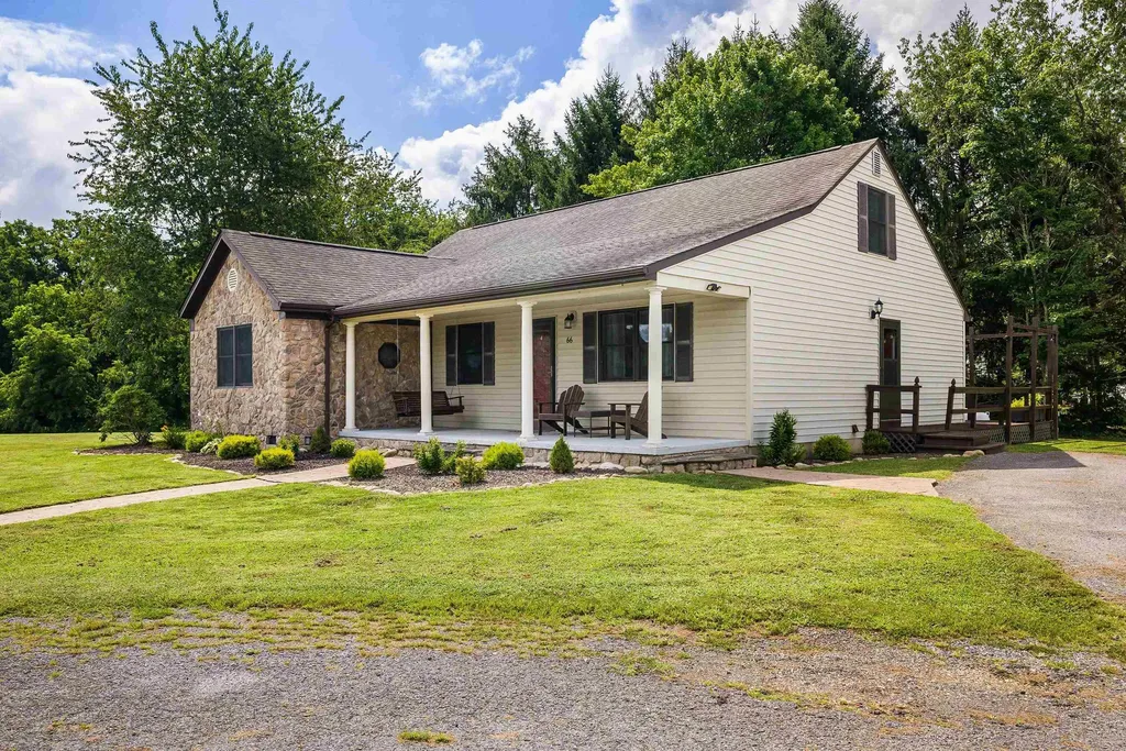 66 Denoncourt Lane Stuarts Draft VA 24477