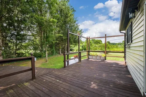 66 Denoncourt Lane Stuarts Draft VA 24477