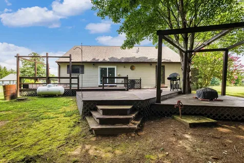 66 Denoncourt Lane Stuarts Draft VA 24477