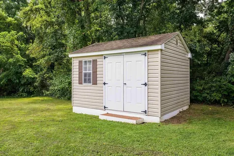 66 Denoncourt Lane Stuarts Draft VA 24477