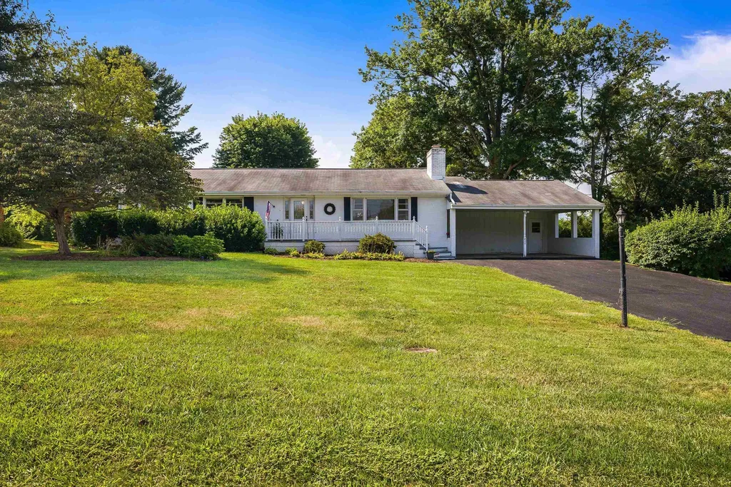826 Kent Road Waynesboro VA 22980