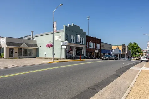 30 Main Street E Luray VA 22835