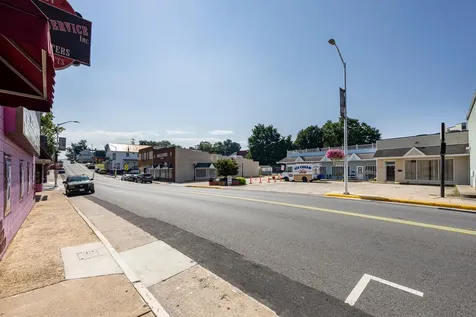 30 Main Street E Luray VA 22835