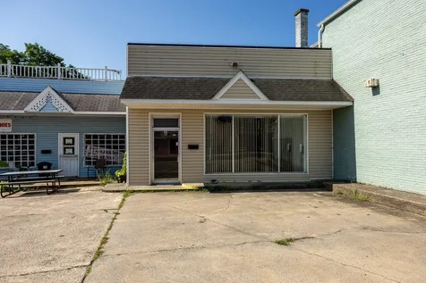 30 Main Street E Luray VA 22835