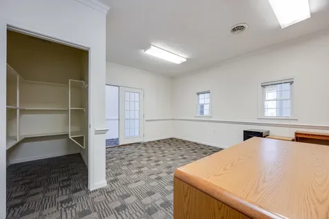 30 Main Street E Luray VA 22835