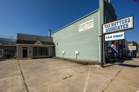 30 Main Street E Luray VA 22835