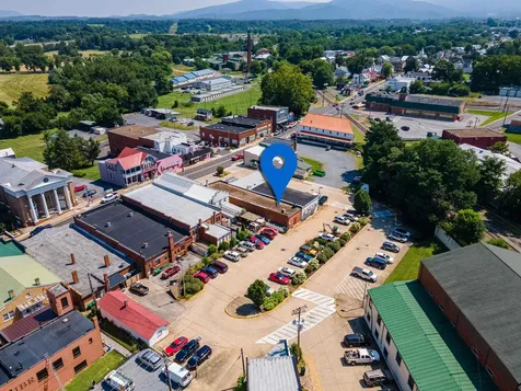 30 Main Street E Luray VA 22835