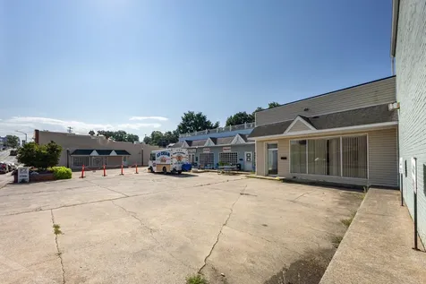 30 Main Street E Luray VA 22835