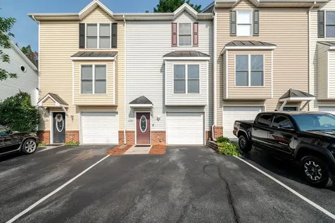 2386 King Arthurs Court Harrisonburg VA 22801