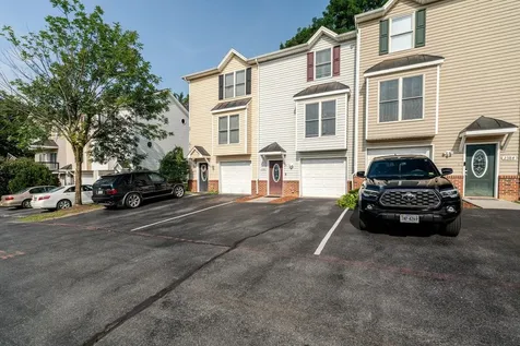 2386 King Arthurs Court Harrisonburg VA 22801