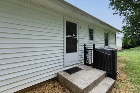 607 David Street Staunton VA 24401