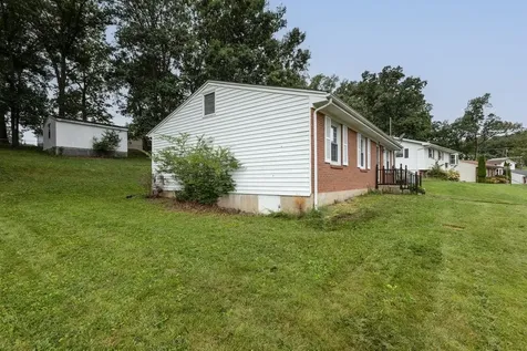 607 David Street Staunton VA 24401