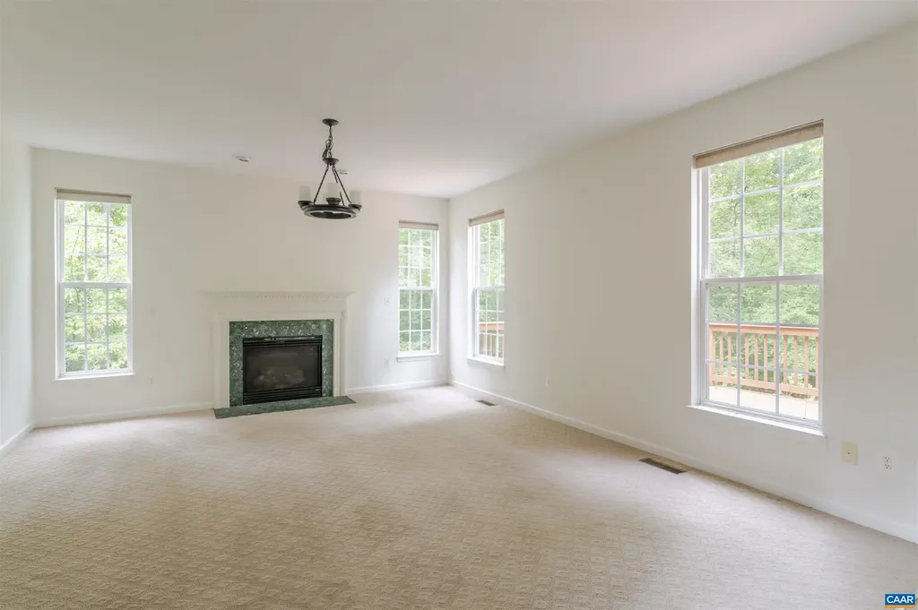 164 Peregrine Place Louisa VA 23093