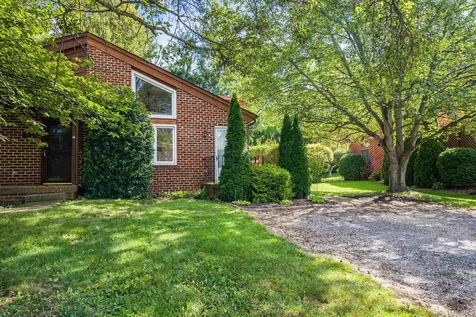 1063 Rosedale Drive Rockingham VA 22801