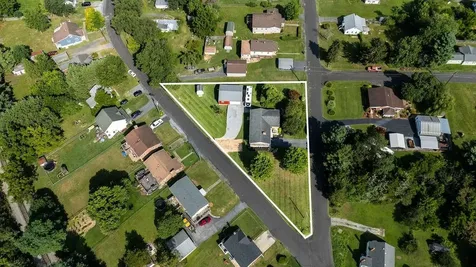 43 Walnut Street Fishersville VA 22939