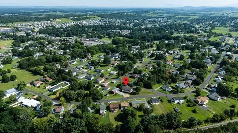 43 Walnut Street Fishersville VA 22939