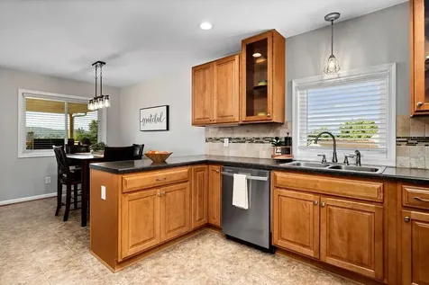 43 Walnut Street Fishersville VA 22939