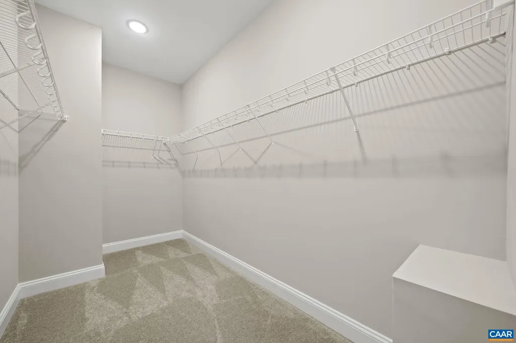 371 Glenmore Lane Keswick VA 22947