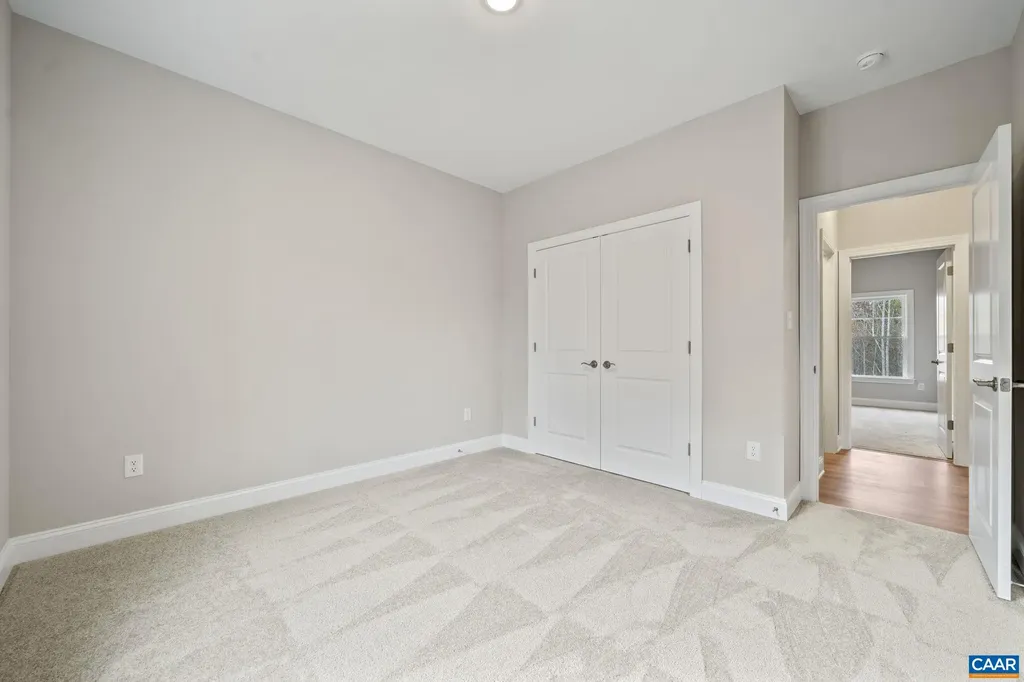 371 Glenmore Lane Keswick VA 22947