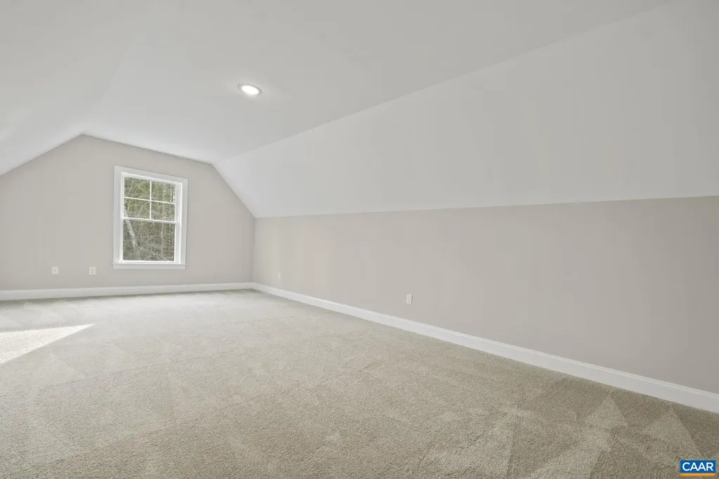 371 Glenmore Lane Keswick VA 22947