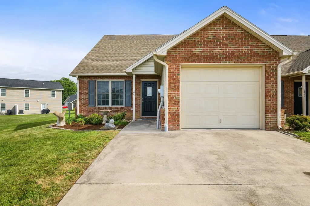 164 Alger Lane Broadway VA 22815