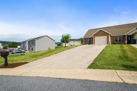 164 Alger Lane Broadway VA 22815