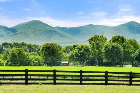 1614 Three Springs Road Mcgaheysville VA 22840