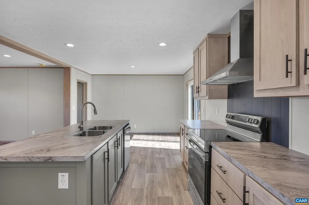 145 Walnut Shade Road Louisa VA 23093