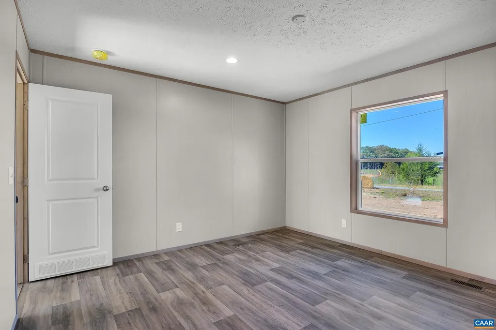 145 Walnut Shade Road Louisa VA 23093