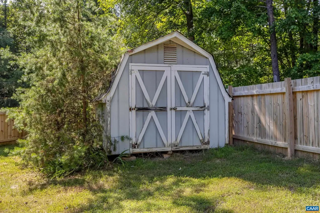 114 Pebble Beach Drive W Gordonsville VA 22942