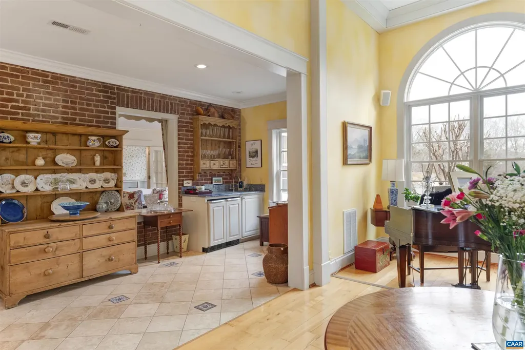 4040 Edge Valley Road North Garden VA 22959