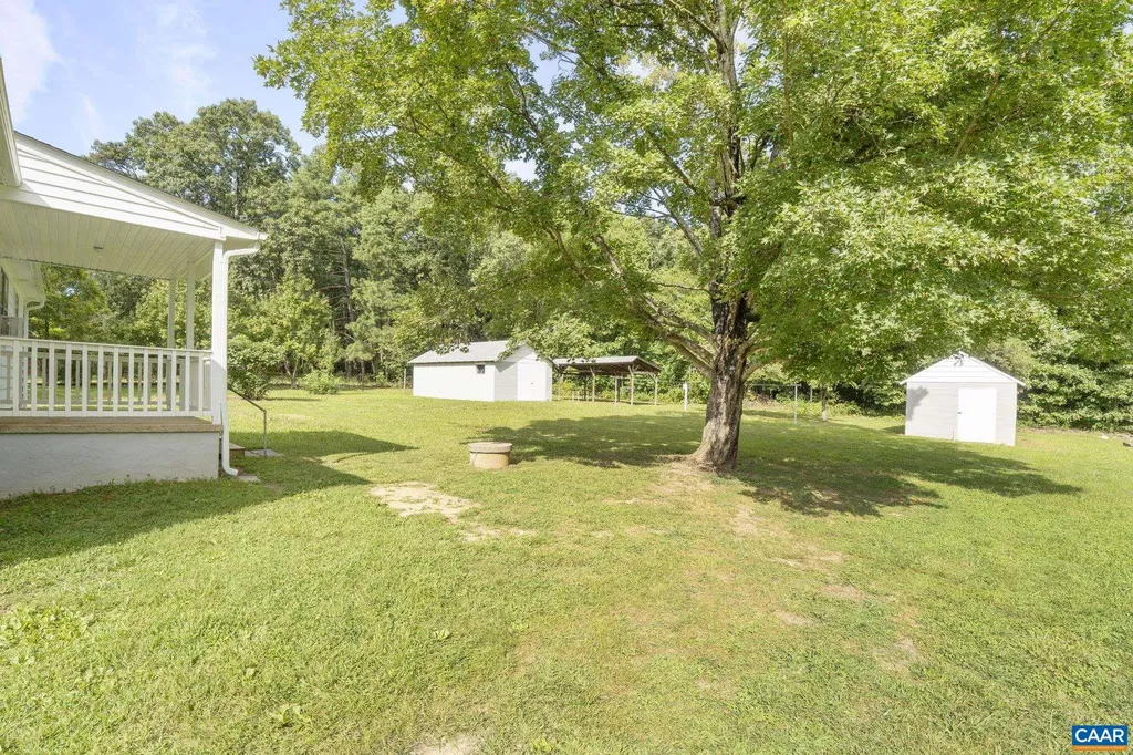 12395 Constitution Route S Scottsville VA 24590