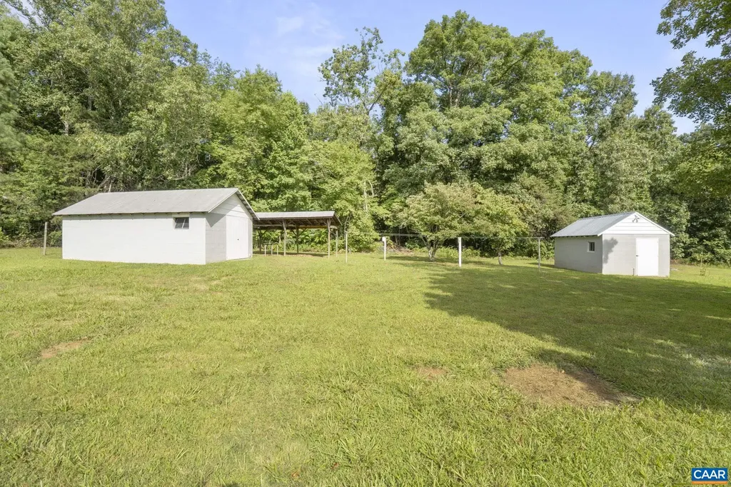 12395 Constitution Route S Scottsville VA 24590
