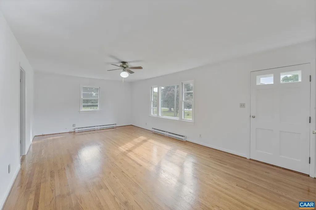 12395 Constitution Route S Scottsville VA 24590
