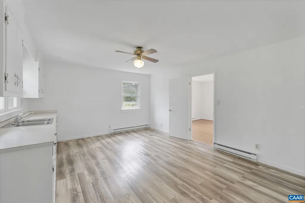 12395 Constitution Route S Scottsville VA 24590