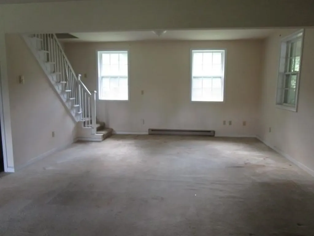 37 Oak Grove Lane Nellysford VA 22958