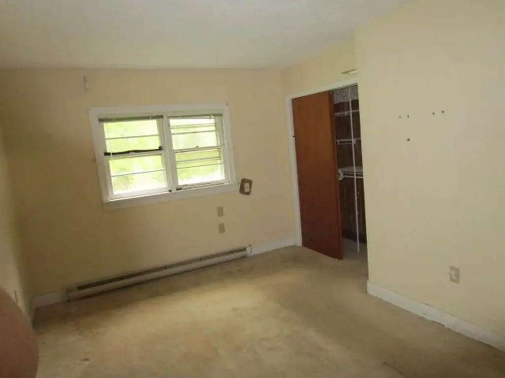 37 Oak Grove Lane Nellysford VA 22958