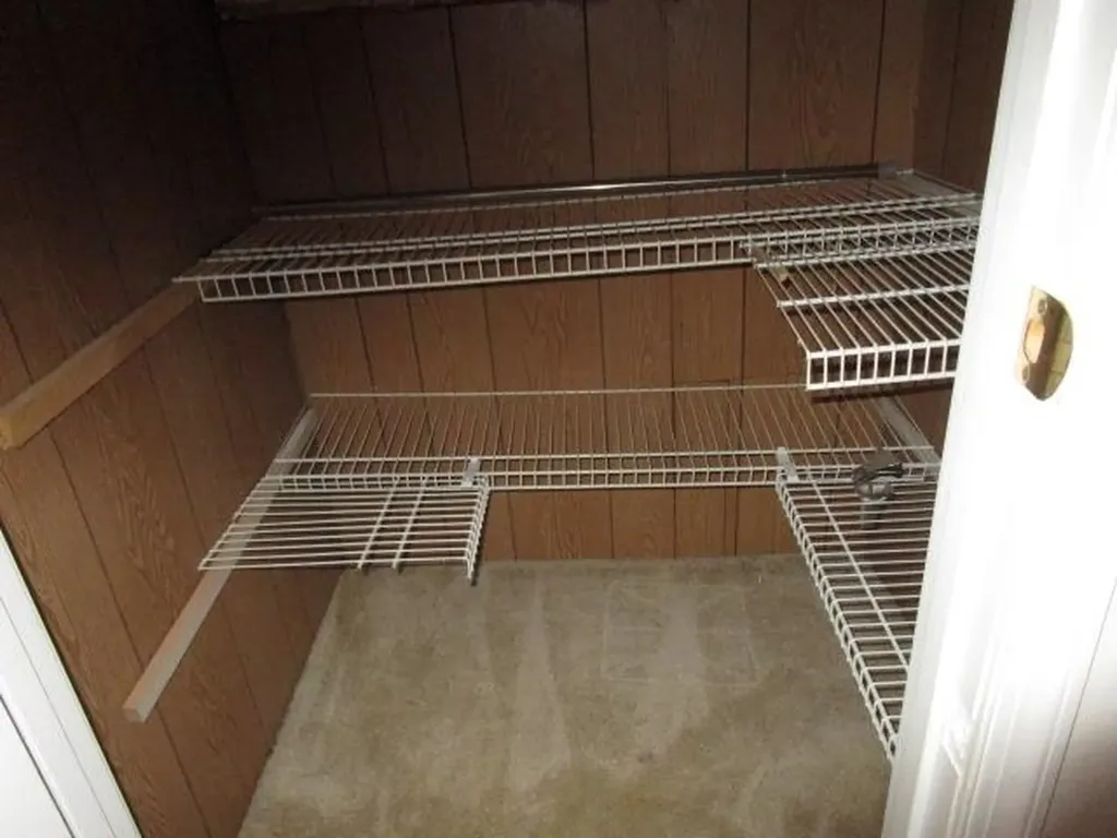 37 Oak Grove Lane Nellysford VA 22958