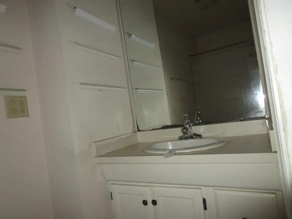 37 Oak Grove Lane Nellysford VA 22958