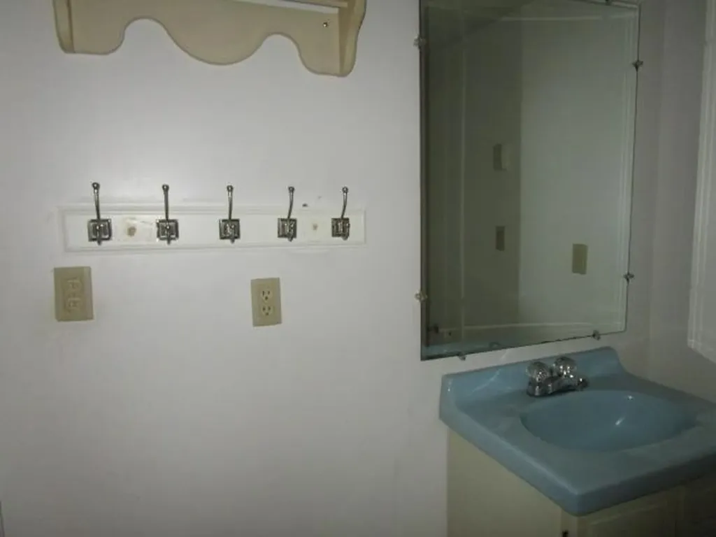 37 Oak Grove Lane Nellysford VA 22958