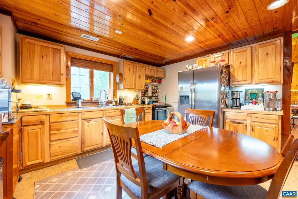 4995 Moriah Way Keswick VA 22947