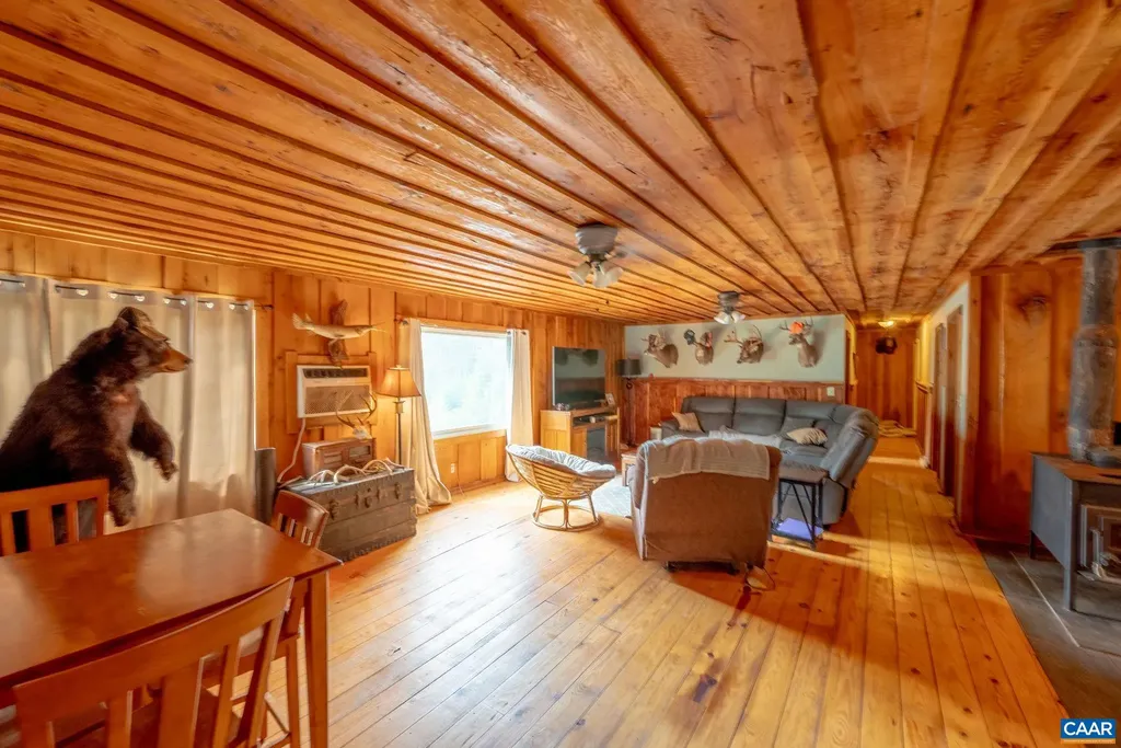 4995 Moriah Way Keswick VA 22947