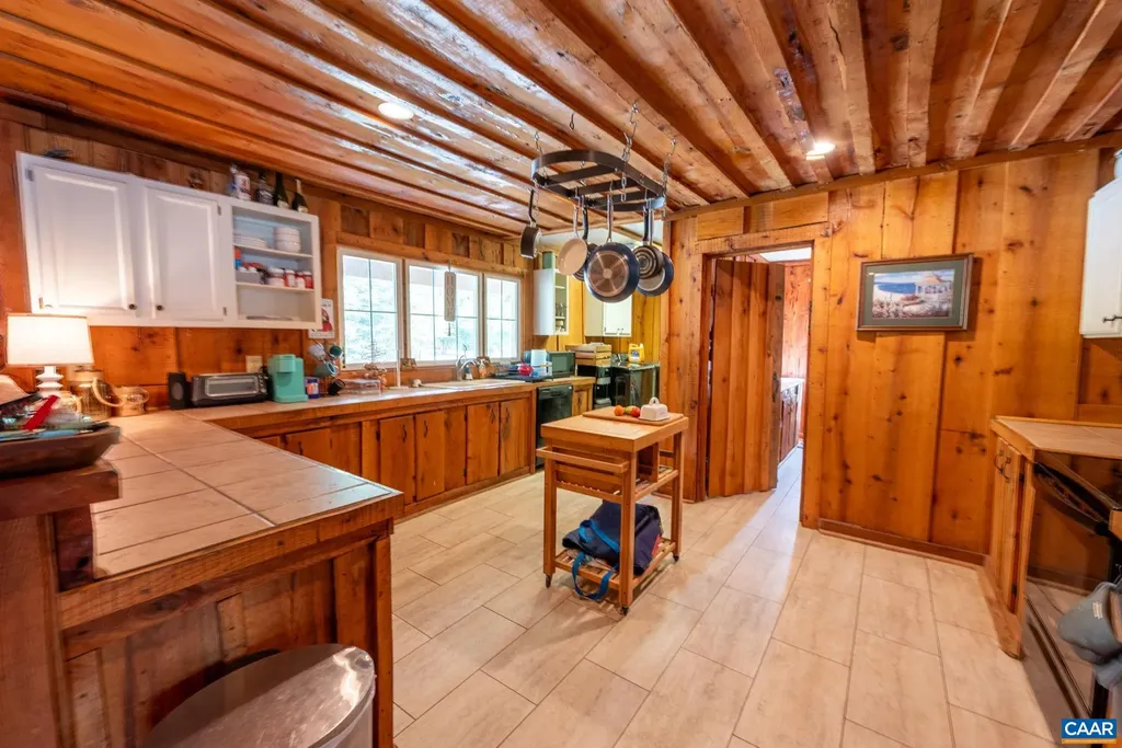 4995 Moriah Way Keswick VA 22947