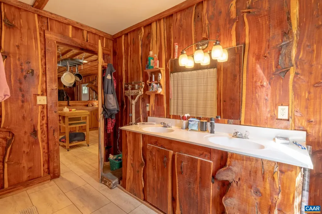 4995 Moriah Way Keswick VA 22947